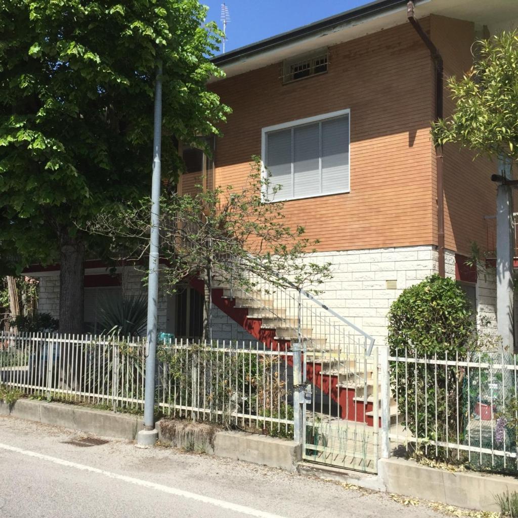 Il Rifugio Del Pescatore Apartment Rimini Luaran gambar